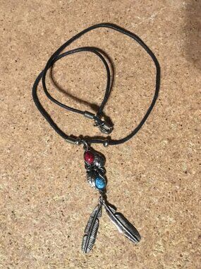 NATIVE AMERICAN TURQUOISE & RED CORAL NAVAJO SILVER FEATHER NECKLACE